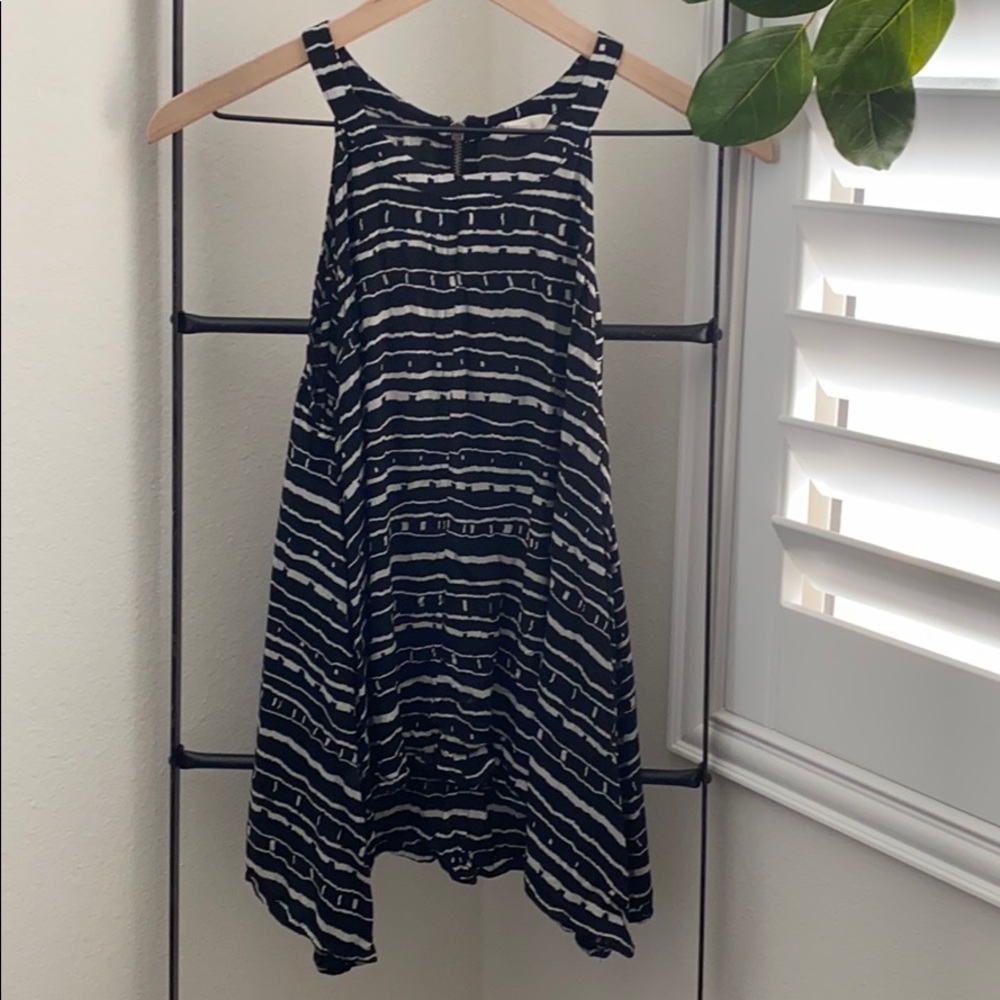 Vans Top Zipper Back Size XS